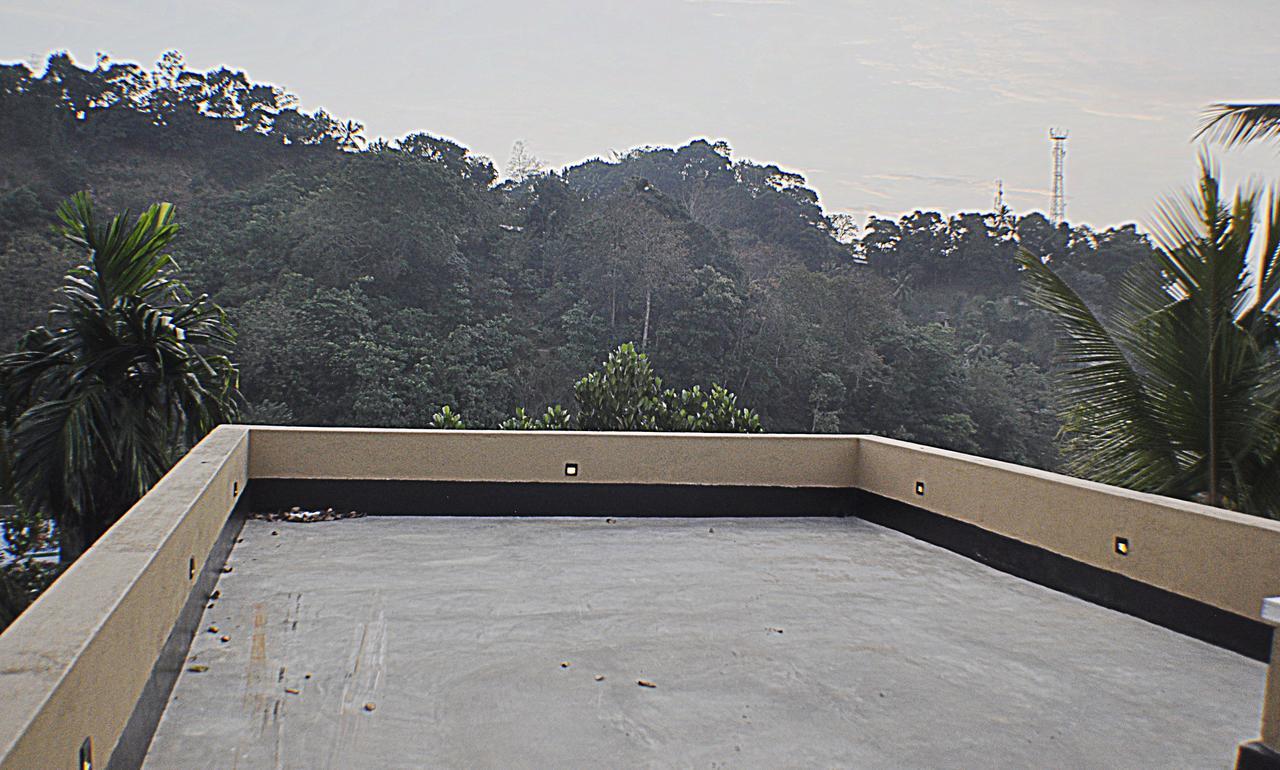 M&M Residence Kandy Buitenkant foto