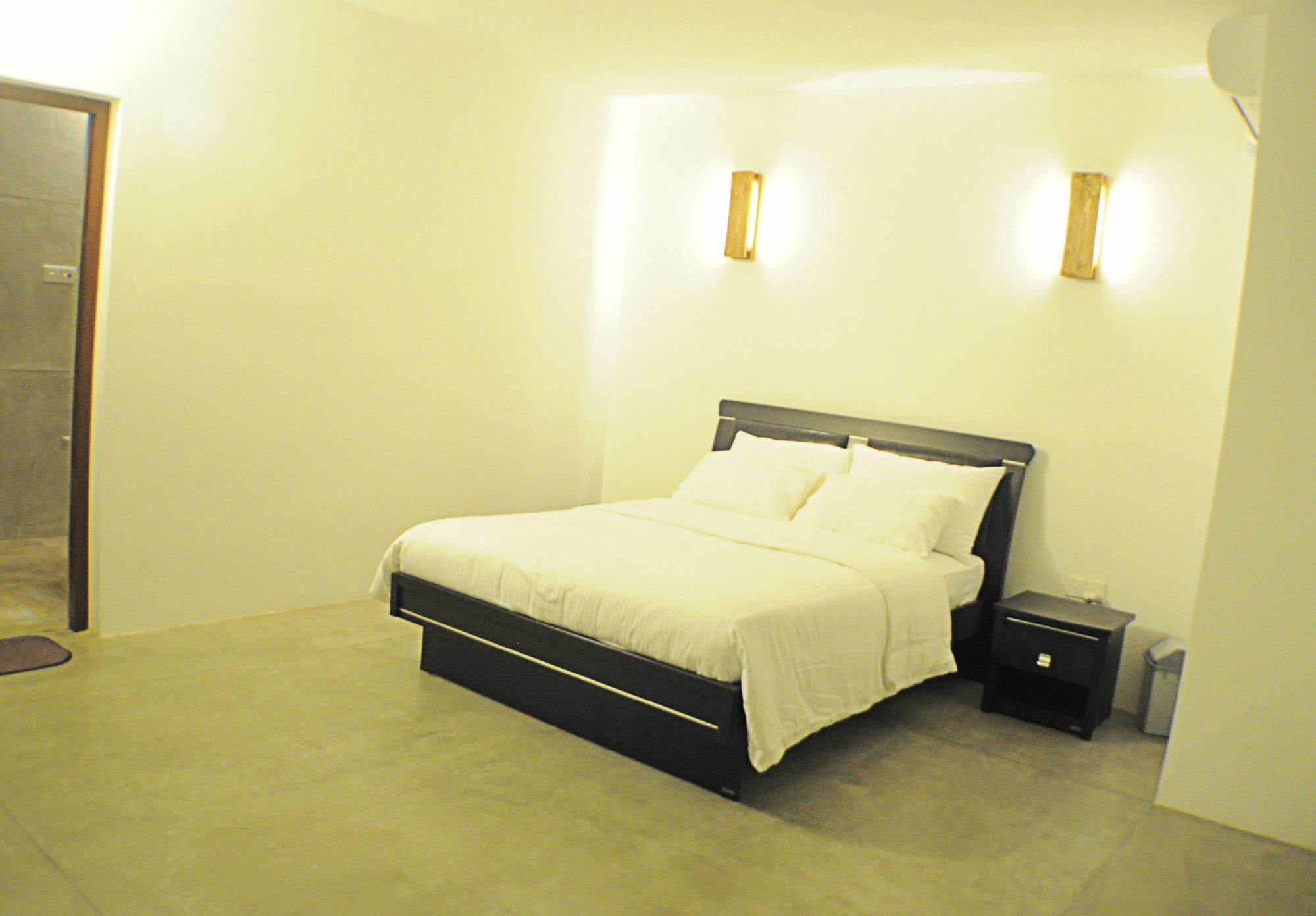 M&M Residence Kandy Buitenkant foto