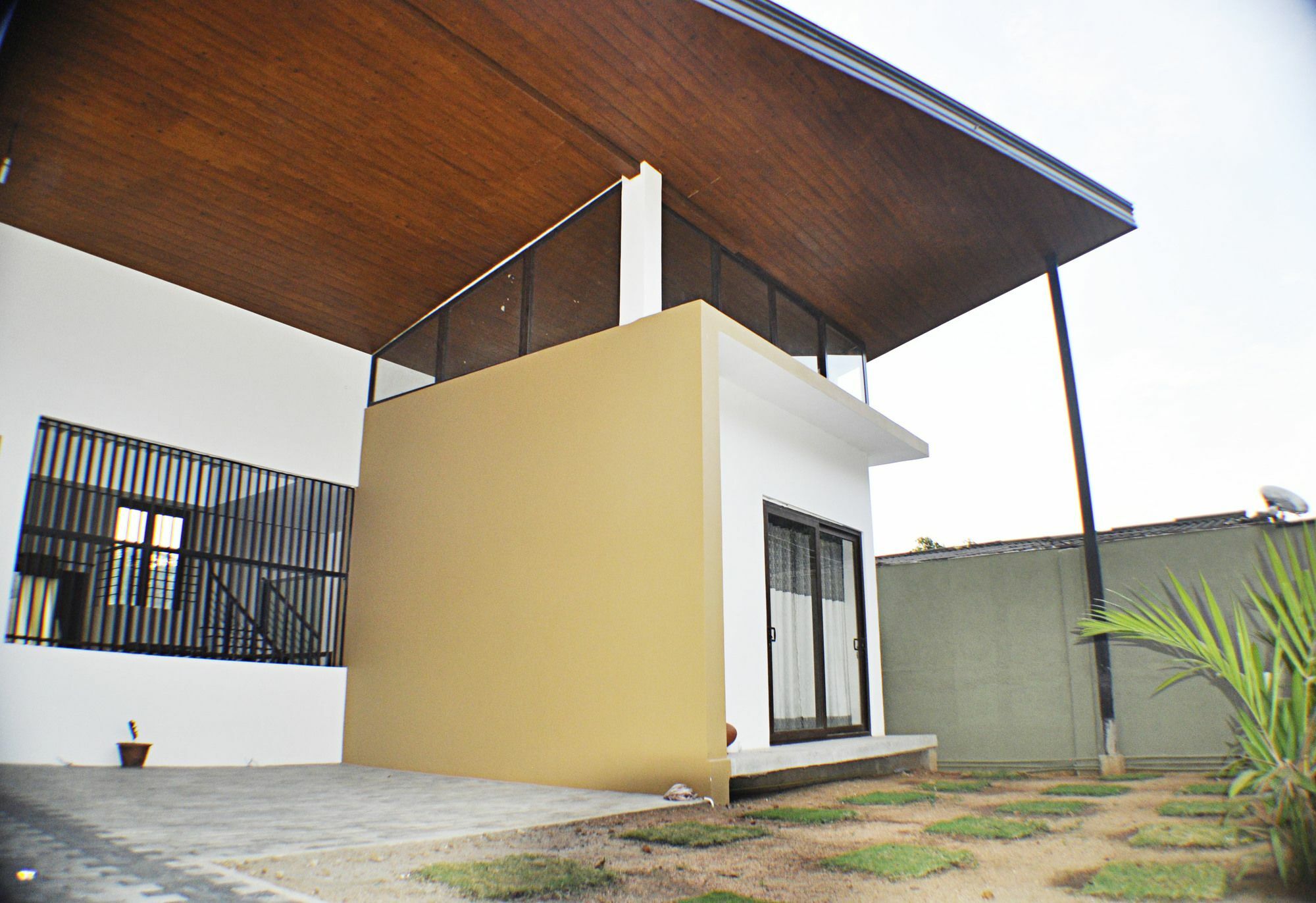 M&M Residence Kandy Buitenkant foto